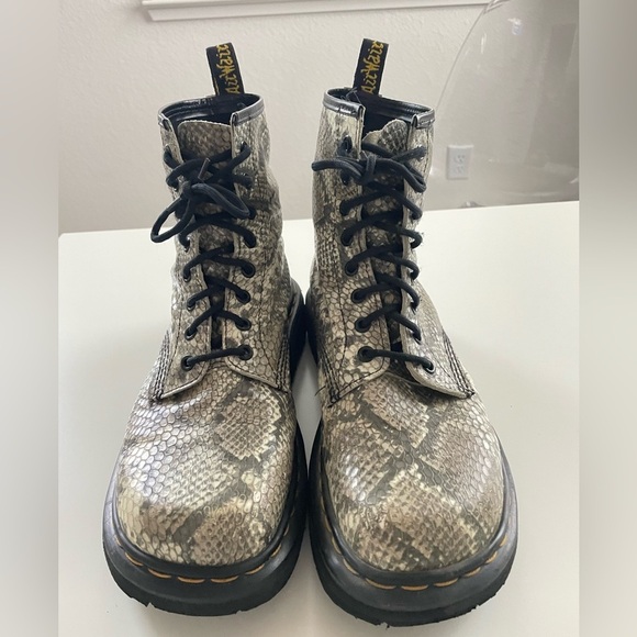 Vintage 90s Dr. Martens DMs Snake Python Lace Up Goth Combat Boots UK 8 - Picture 6 of 13